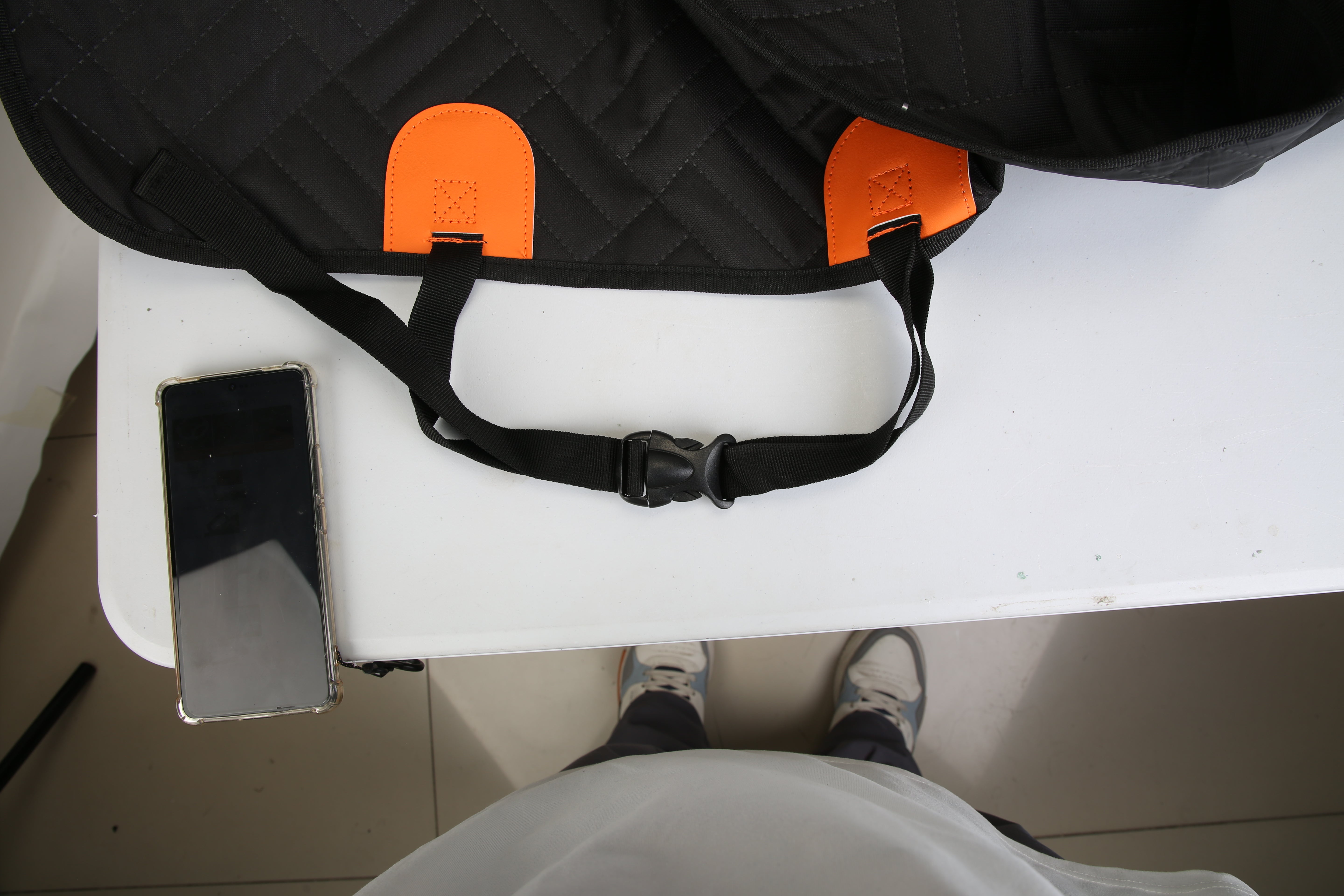 1Pc Dog Car Seat Cover For Back Seat Waterproof Oxford Cloth Seat Cover Hammock Non-Slip Scratchproof Back Seat Extender With Side Flap Mesh Window Storage Bag For Car SUV Truck